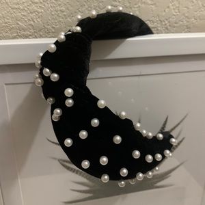 Black Faux Pearls Headband